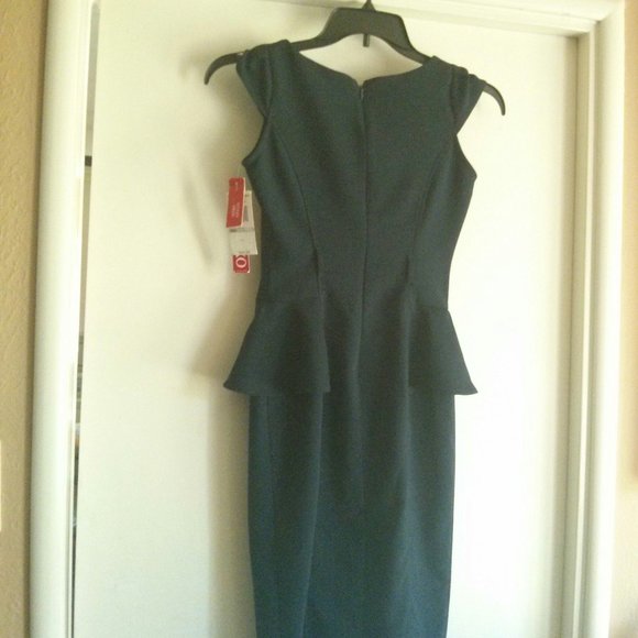 NWT Navy Peplum Sheath Dress NWT Size 0 Careerwear Office Cocktail  Party Work - Picture 2 of 9